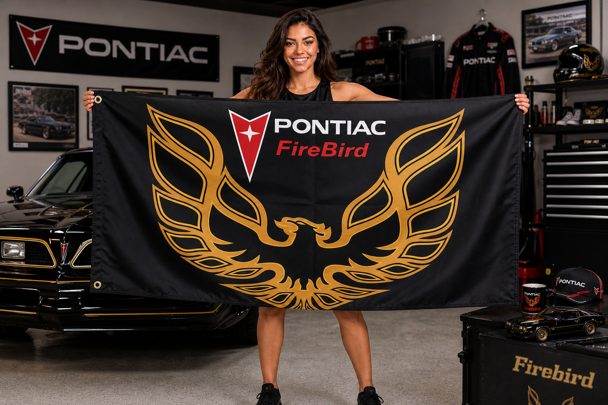 FOTO-PONTIAC-FIREBIRD-BLACK — Model — e88c6440f3da